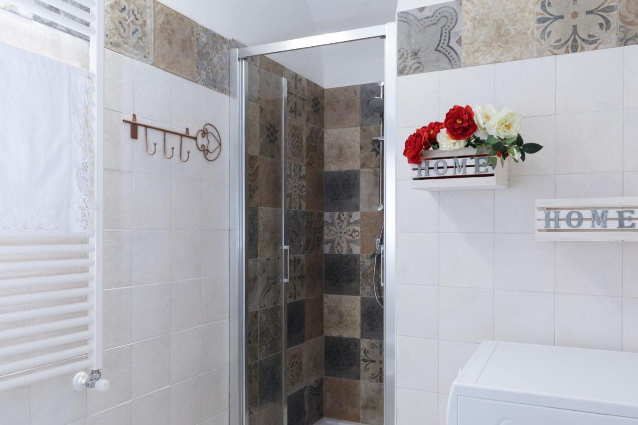 La Casa Di Aneti Apartment โดลเชอักกวา ภายนอก รูปภาพ